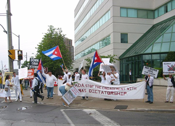 Demostración por la libertad de Cuba, (Toronto, May 22,2010)
